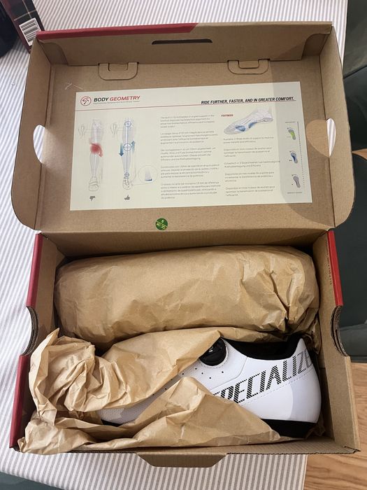 Specialized Torch 1.0 – Branco | Tamanho 42 | Novo