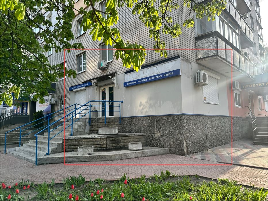 Сдам помещение 48м2 возле самолета