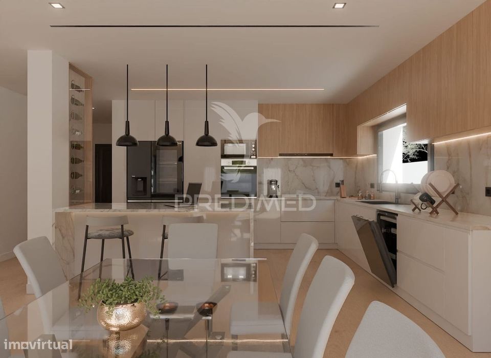 Modern Architecture T4 House – Meia Via Development