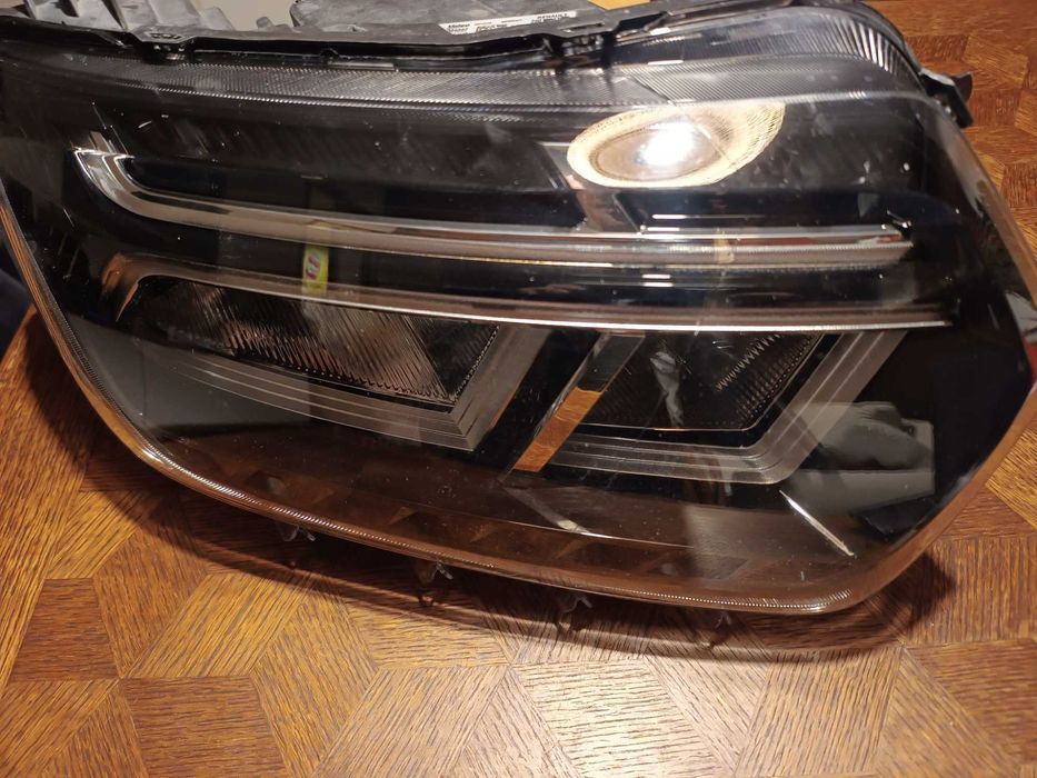 Lampa reflektor przedni prawy lewy Dacia Duster Led lift 2021- Y