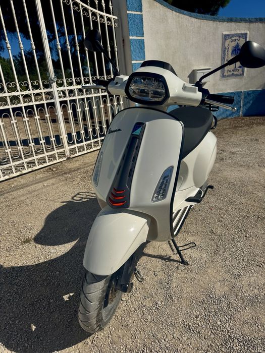 Vespa Spring 125 com ABS
