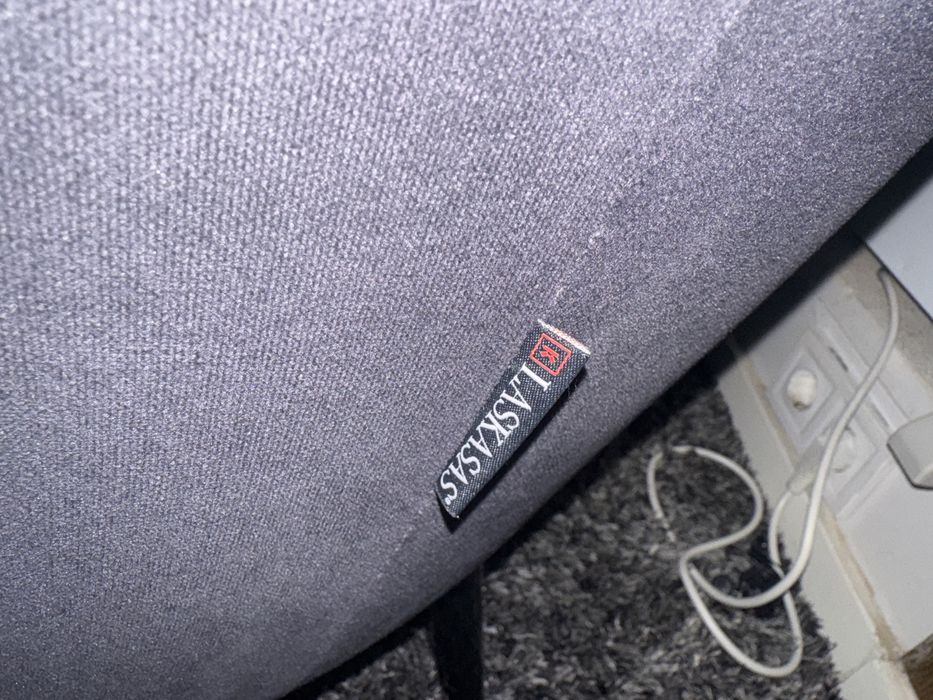 Cadeira nova la kassa