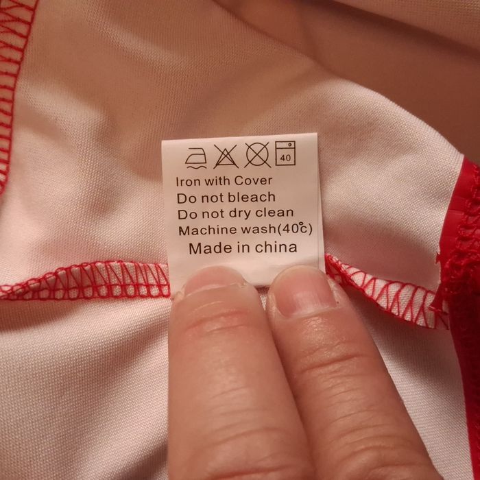 Sexy, krótki top na ramiączkach L