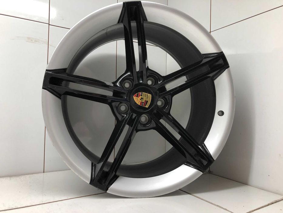 felga 21 porsche taycan oem super stan tylna 11.5 et66