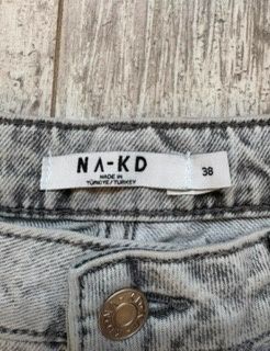 Spodnie jeansowe NA-KD