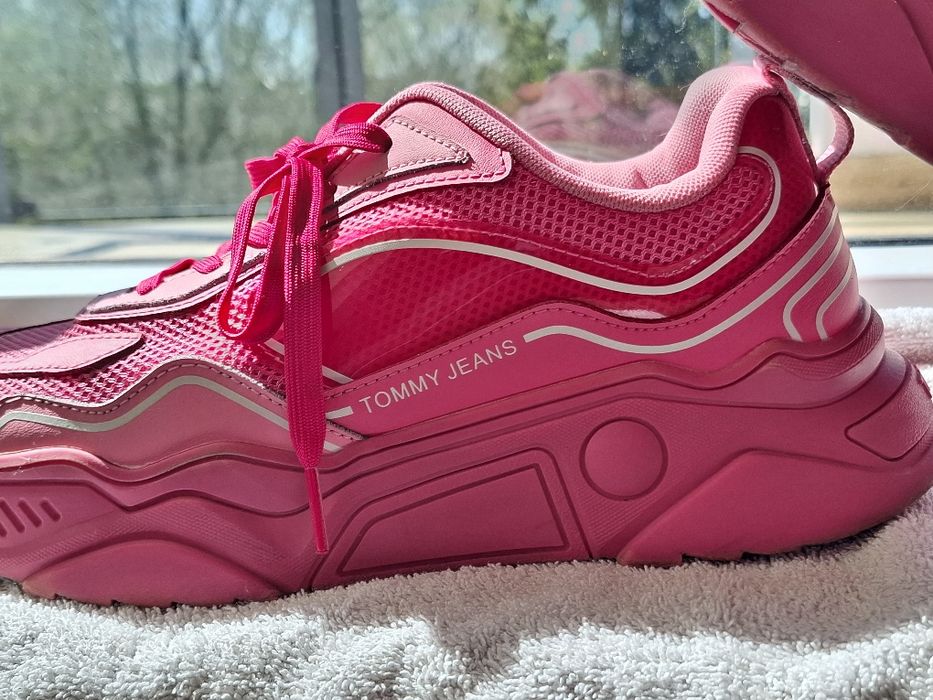 Buty Tommy Hilfiger r.40 używane