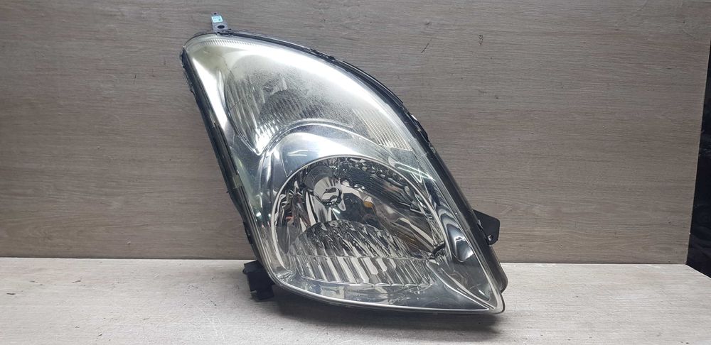 Фара Suzuki Swift 4 2005-2010p. Європа