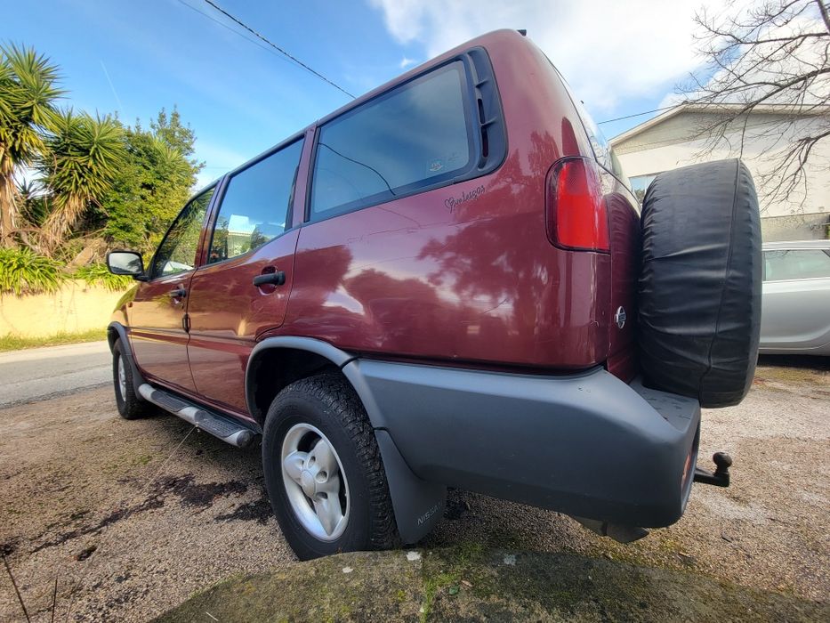 Nissan Terrano II TD27 AC 7 lugares