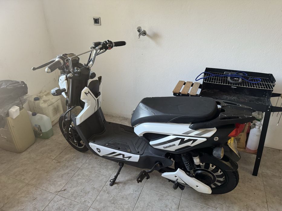 Mota eletrica sem bateria