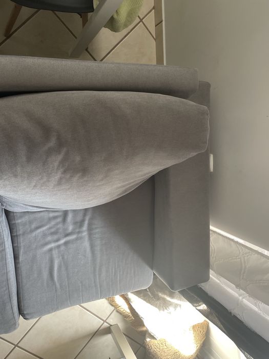Sofá cinzento da conforama