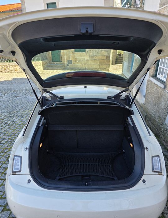 Audi A1 S-Line 1,6TDI 105cv