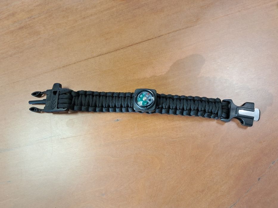 Pulseira tática / sobrevivência / orientação