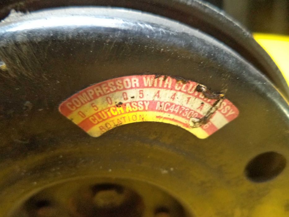 Компрессор кондиционера Chrysler Voyager 4 Dodge Caravan (3,3-3,8)