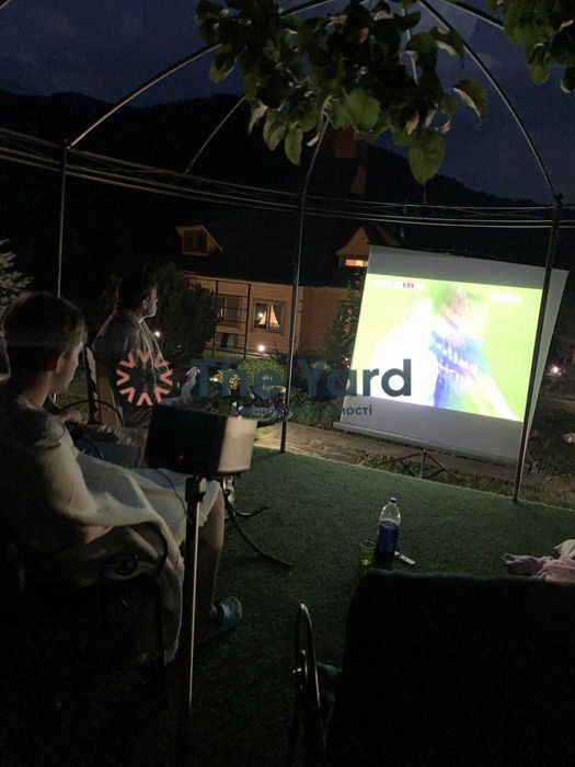 Продаж садиби в с.Верхній Ясенів Верховинський рн Івано-Франківськ обл