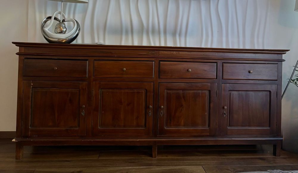 Meble kolonialne do renowacji