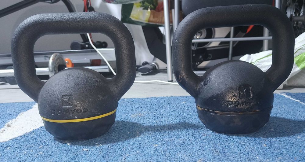 2 kettlebells Domyos 12kg