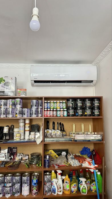 Магазин продовольчий Мошни