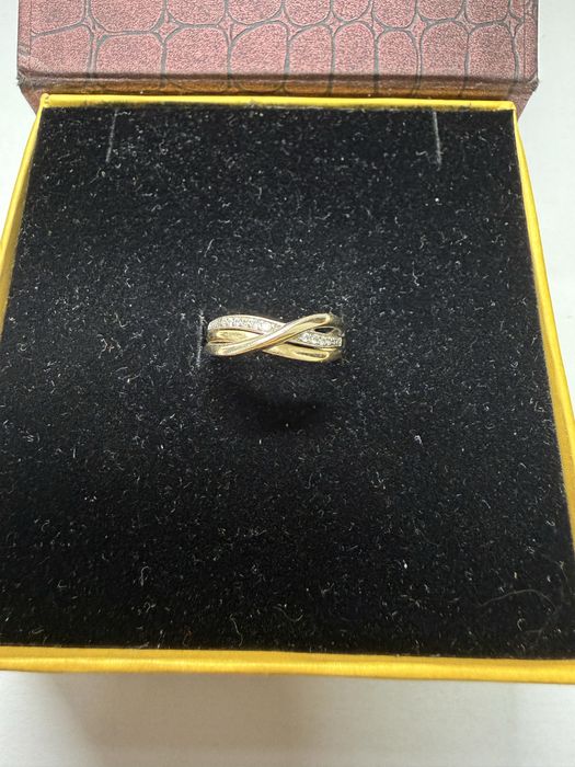 Złoty pierscionek waga 1,8 g próba 585