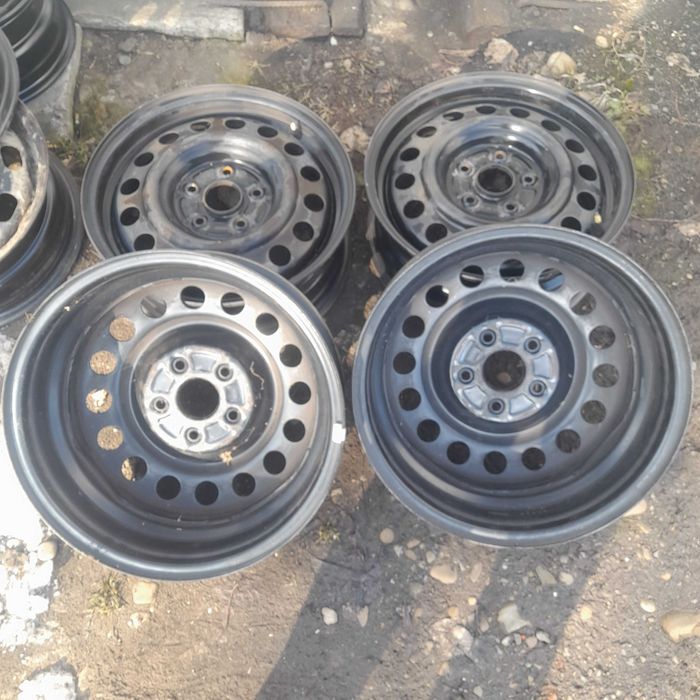 R16 5-114.3 Renault Megane Scenic Hyundai Tucson Duster Nissan Leaf