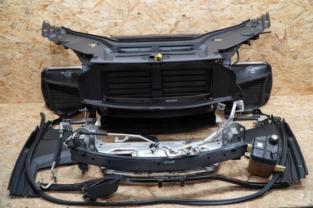 Комплектная панель вентилятор Maserati Levante S Trofeo разборка