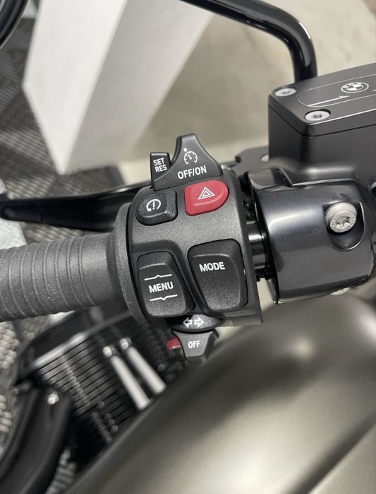 BMW  R18 Roctane