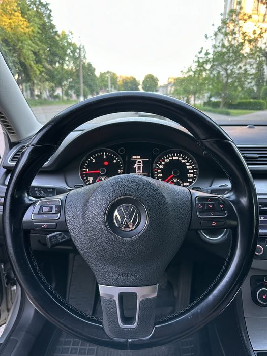 Продам Passat B7 2.0 tdi Європа