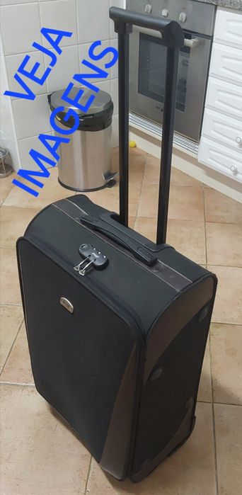 MALA VIAGEM DE PORÃO COM CADEADO CÓDIGO.Casa,Viagem,Férias,Mudanças,