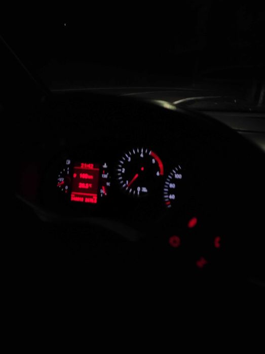 SEAT Leon — fotografia 10