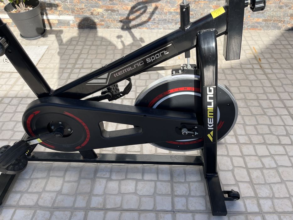 Bicicleta indoor (rolo)