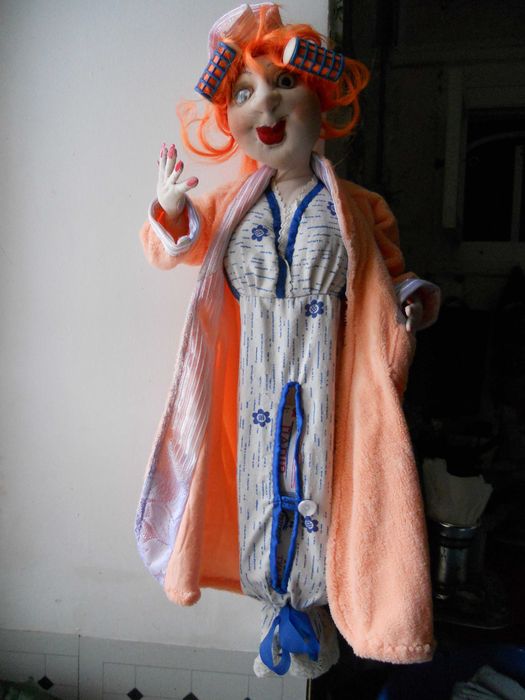 Мадам ФУ-фу - держатель для туалетной бумаги