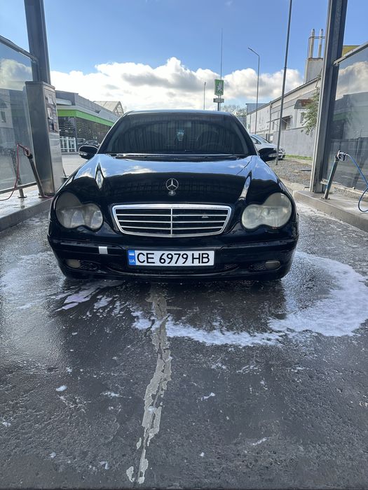 Mercedes Benz w203 2.2 торг біля авто