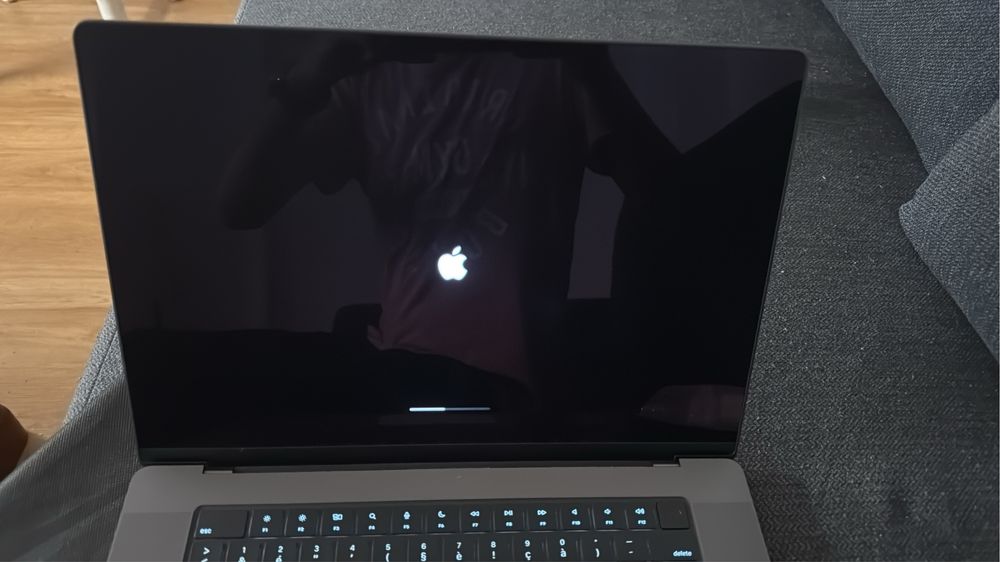 Apple MacBook Pro 16-inch M4 Max como novo