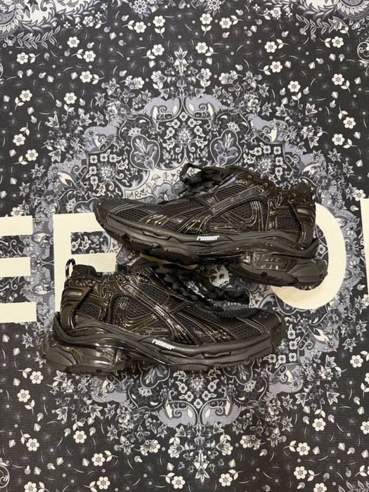 Balenciaga runner black,new,size:39,40,41,42,43,44,45