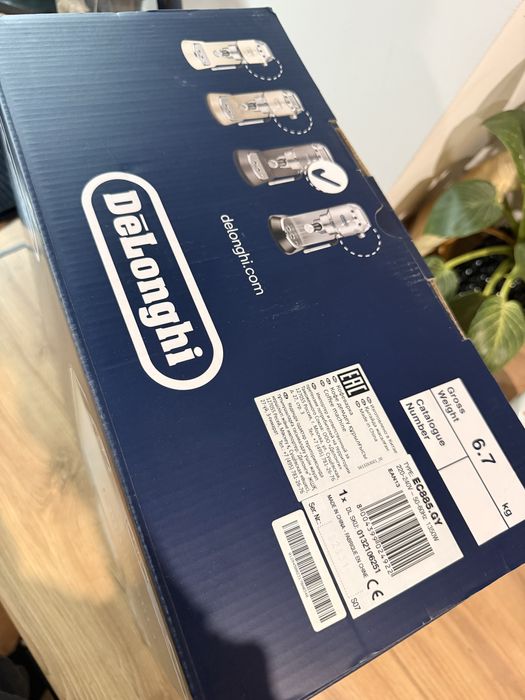 Ekspres DeLonghi DEDICA Arte