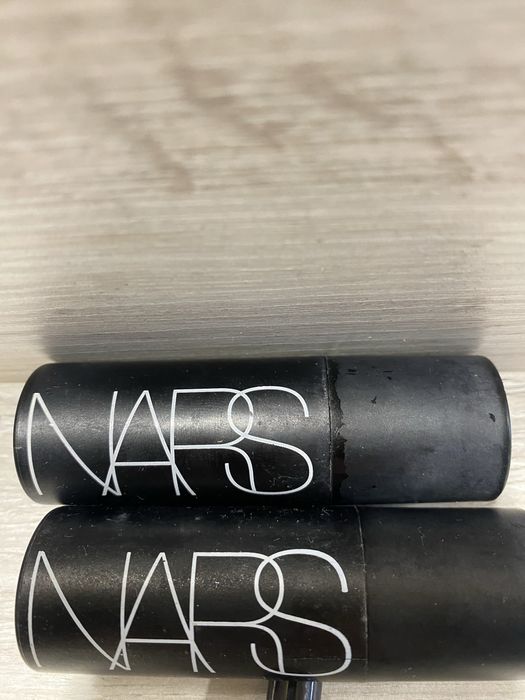 Rozświetlacze Nars