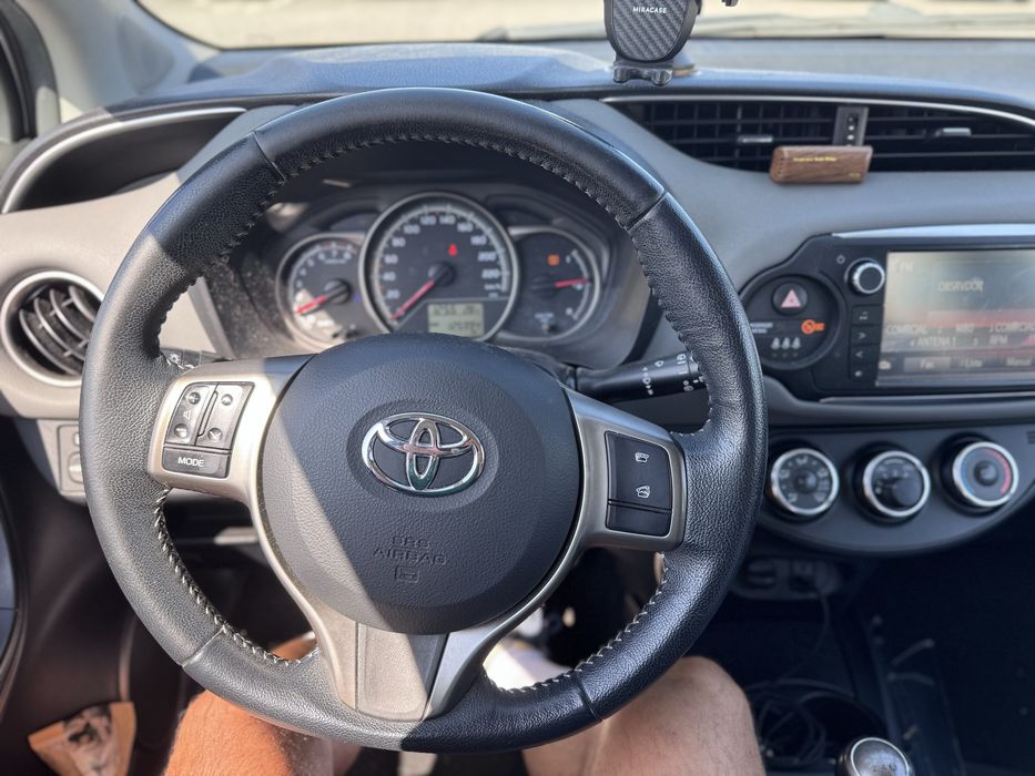Vendo - Toyota Yaris