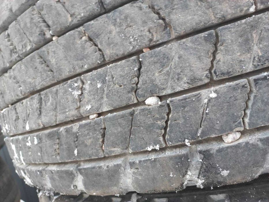 Шини 315/70R22.5 тяга ведуча вісь бв стан 10 12мм 2020 2023 роки Continental склад Київ Делівері САТ