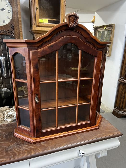 Witryna wisząca przeszklona/Raty