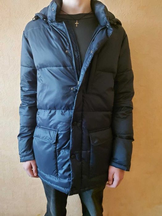 Куртка тепла - на холофайдері.Рост 1.70 .Нова.