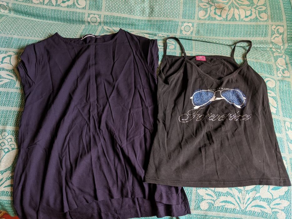 Речі пакетом джинси, шорти, бріджи, плаття.