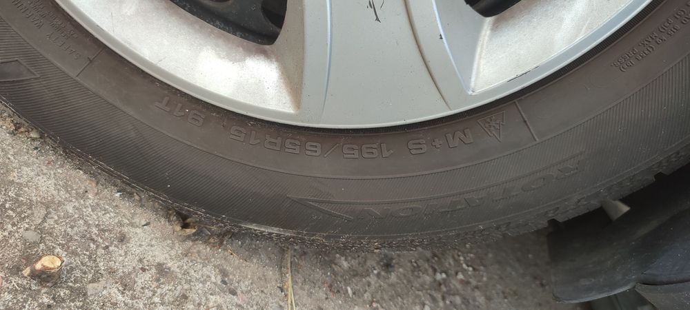 Prawie nowe koła /opony 195/65r15