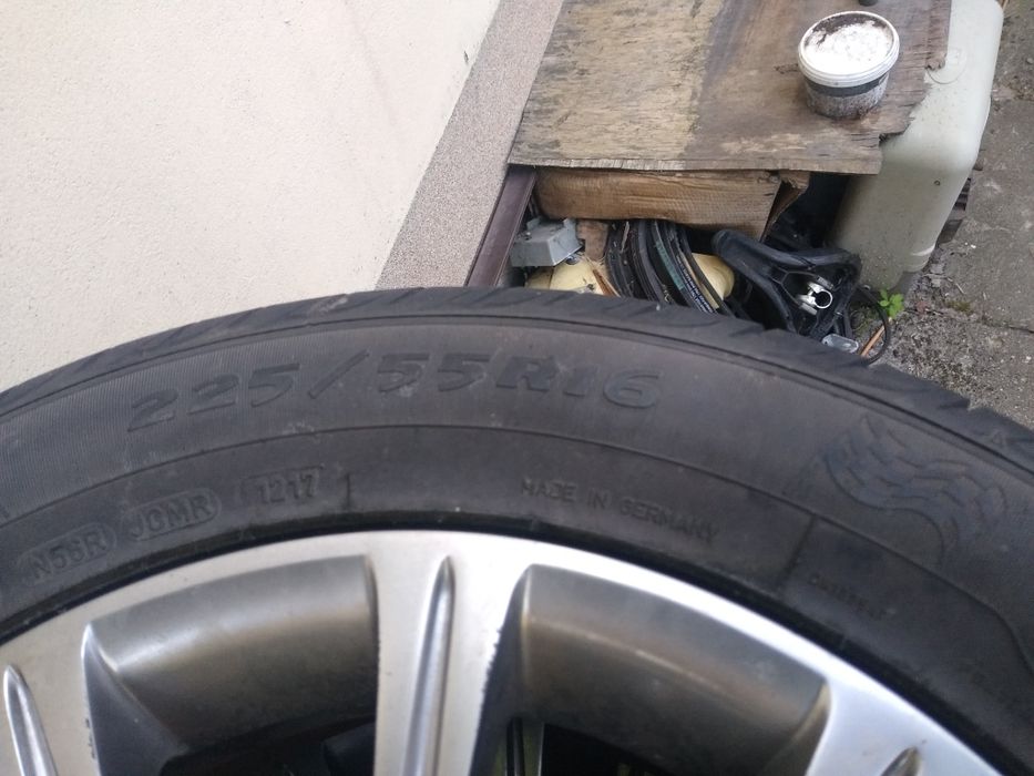 Koła BMW aluminium letnie opony. Sprzedam