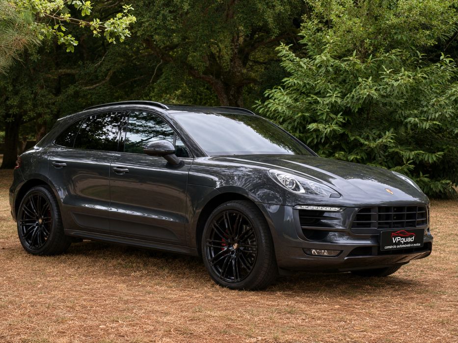Porcshe macan S 2.0 turbo