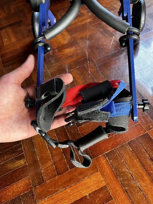 Cadeira de rodas para gato/cão