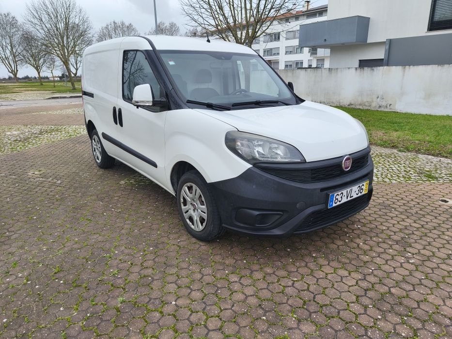 Fiat doblo profissional 1.3 gasóleo 2018 com 100 mil kms.
