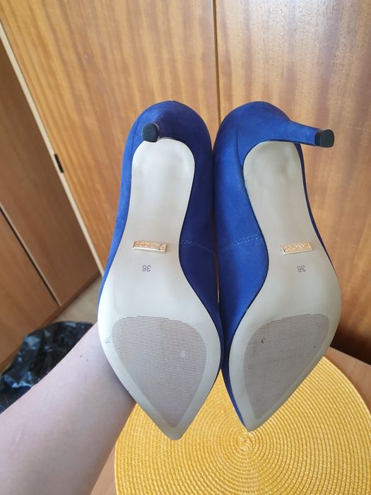 Granatowe niebieskie buty szpilki