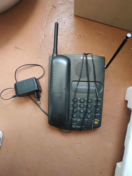 Радіотелефон у хорошому стані