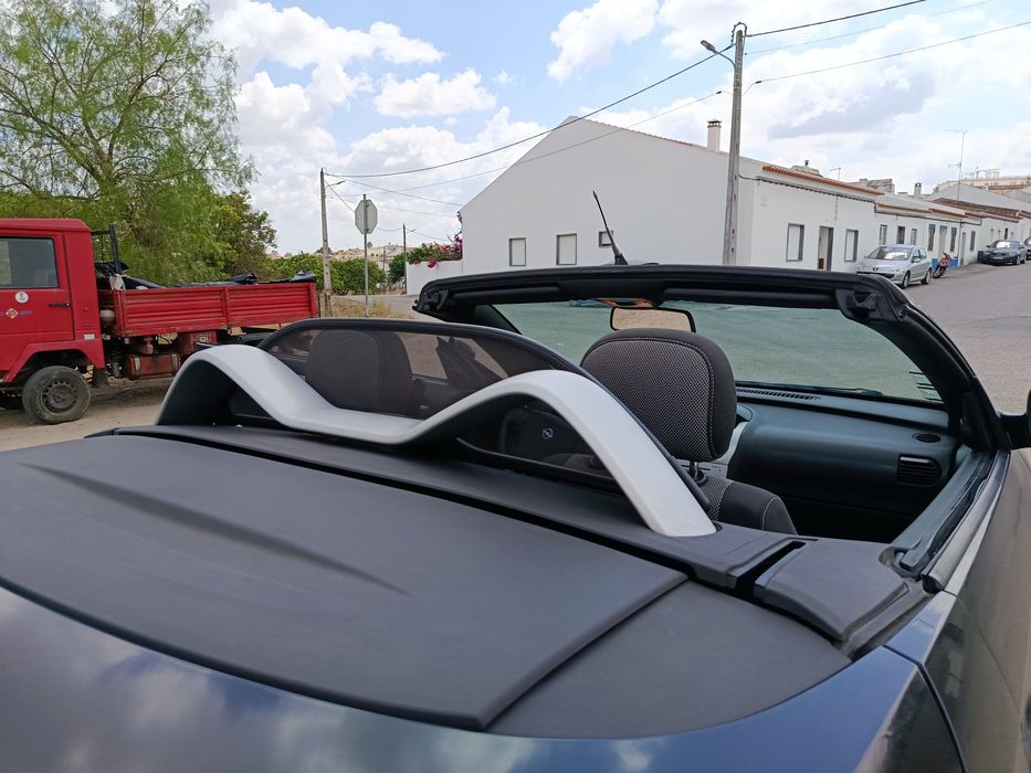 Opel tigra Twintop cabrio de 2005 a gasóleo 1.3 CDTI com 180mil kms nacional