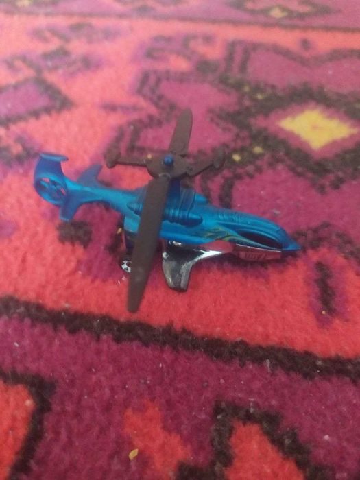 Іграшки пластмасові б/в