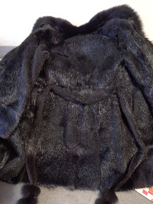 Шуба натуральна нутрія
